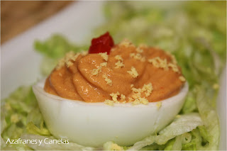 huevos rellenos de anchoa y atún