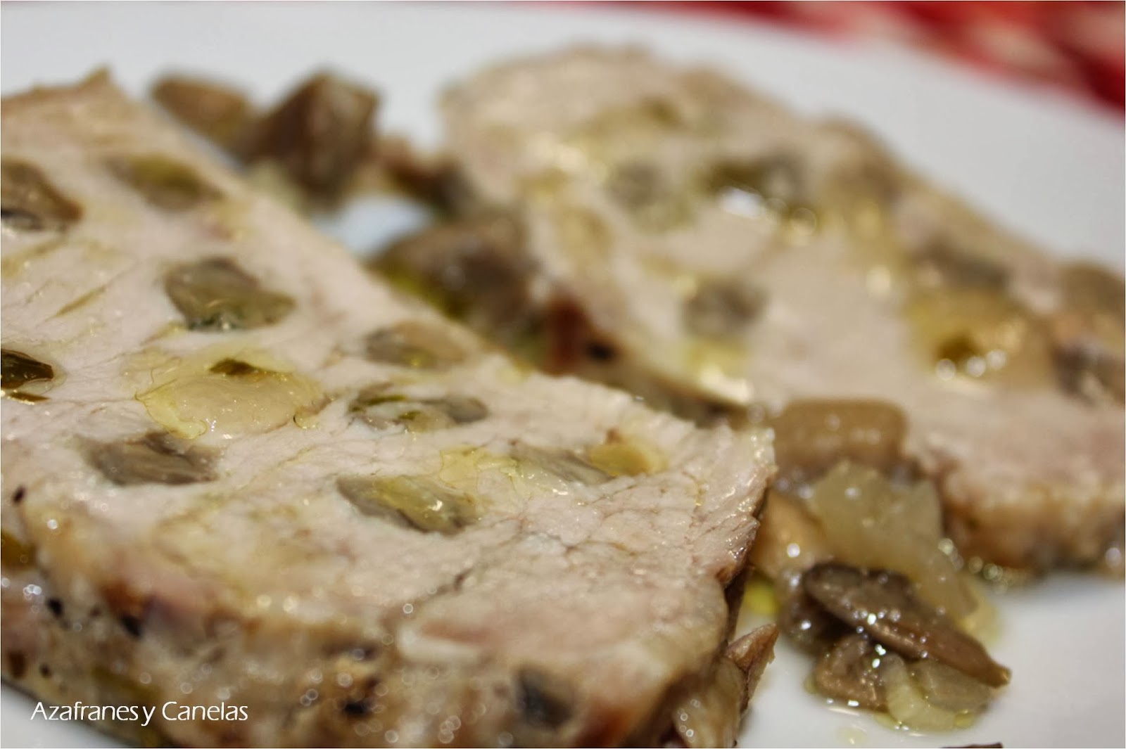 Lomo de cerdo ibérico mechado con setas - Azafranes y Canelas