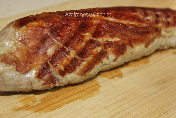 Solomillo asado con chutney de manzana