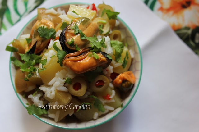 Ensalada de arroz con mejillones