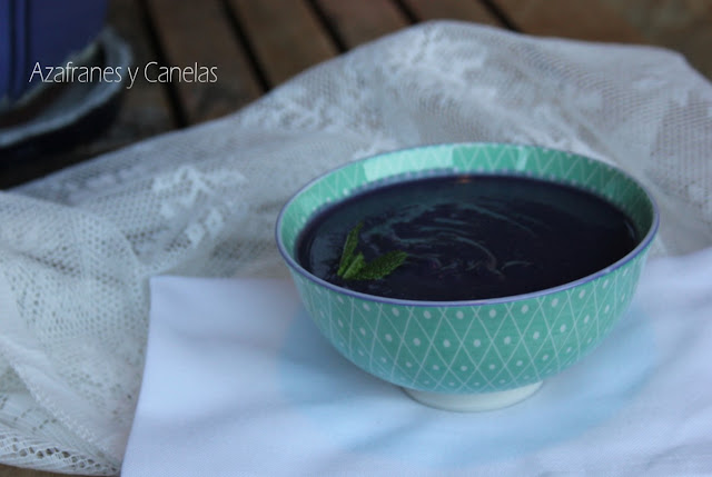 crema de col lombarda, mucho sabor y color en tu plato