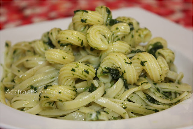 pasta con espinacas