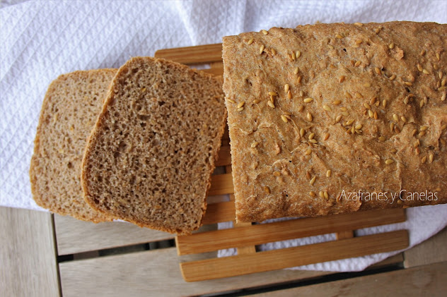 pan con semillas de lino dorado
