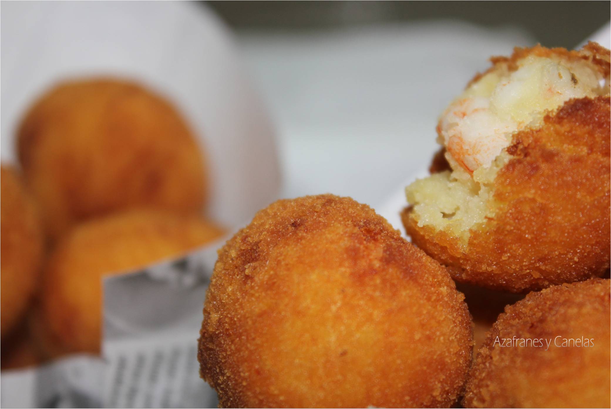 croquetas de patata y gambas