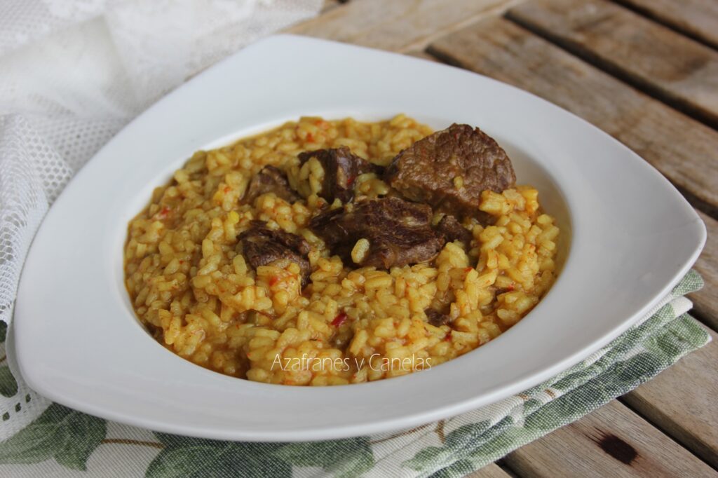 arroz con carne