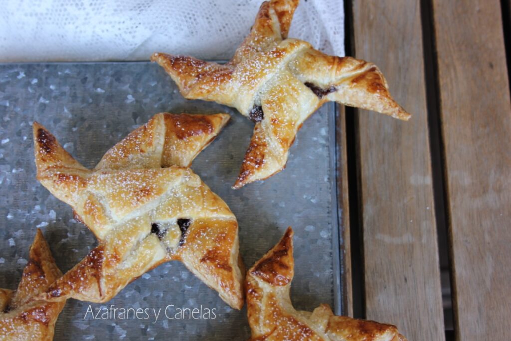 molinillos de hojaldre con chocolate