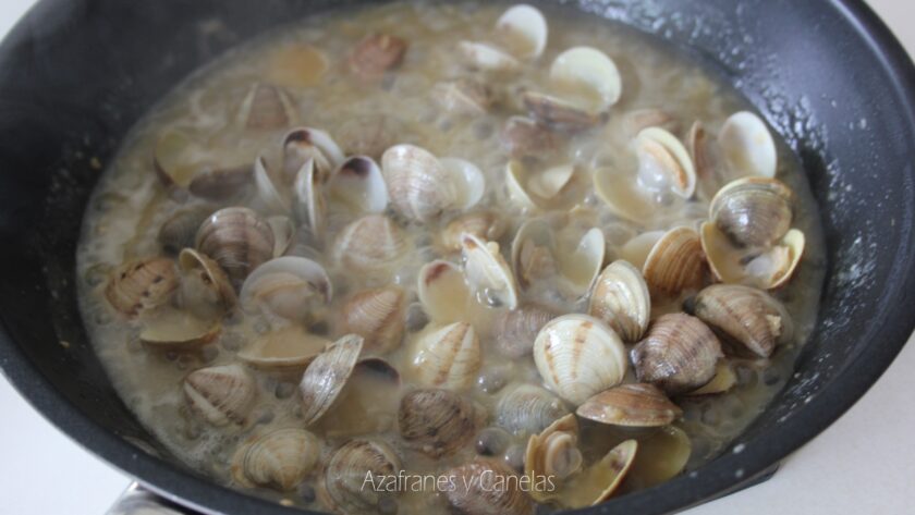 espaguetis con almejas