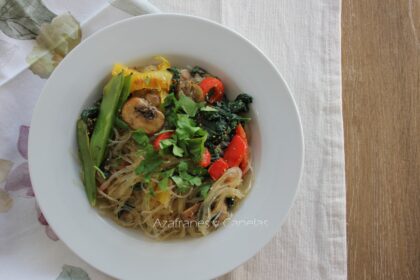 vermicellis en wok con verduras