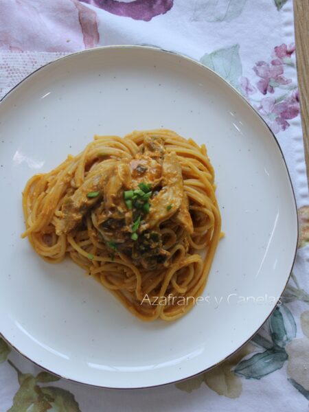 espaguetis con pollo