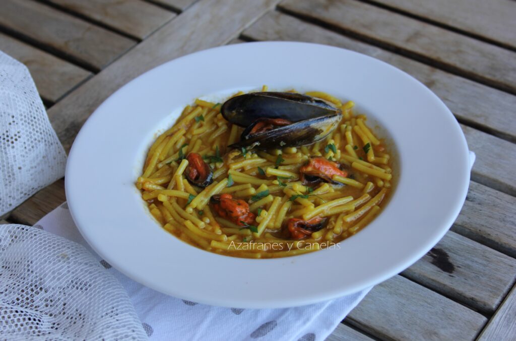 fideos con mejillones