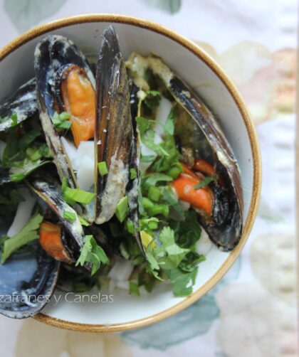 mejillones al curry verde