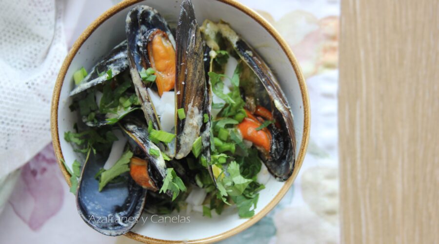 mejillones al curry verde