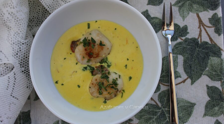vieiras en salsa de azafran