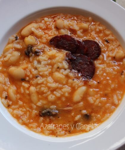 alubias con arroz y chorizo
