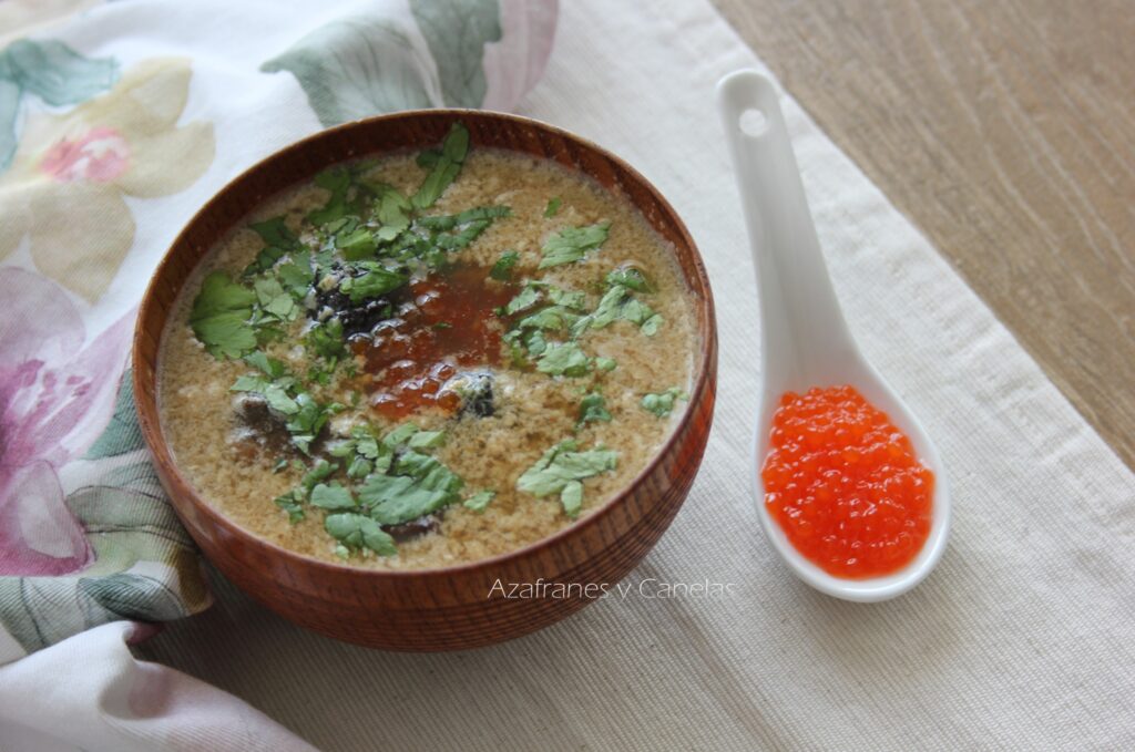 sopa de huevo
