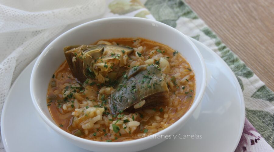 arroz con alcachofas
