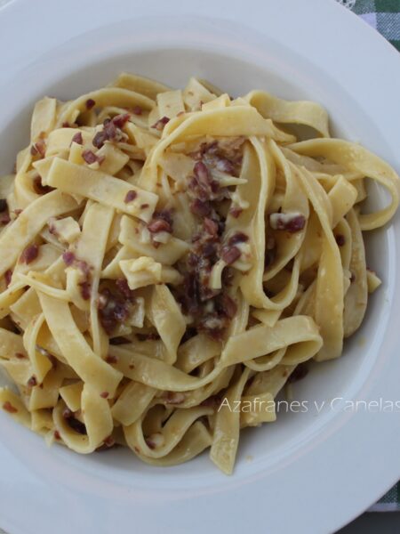 carbonara con jamón