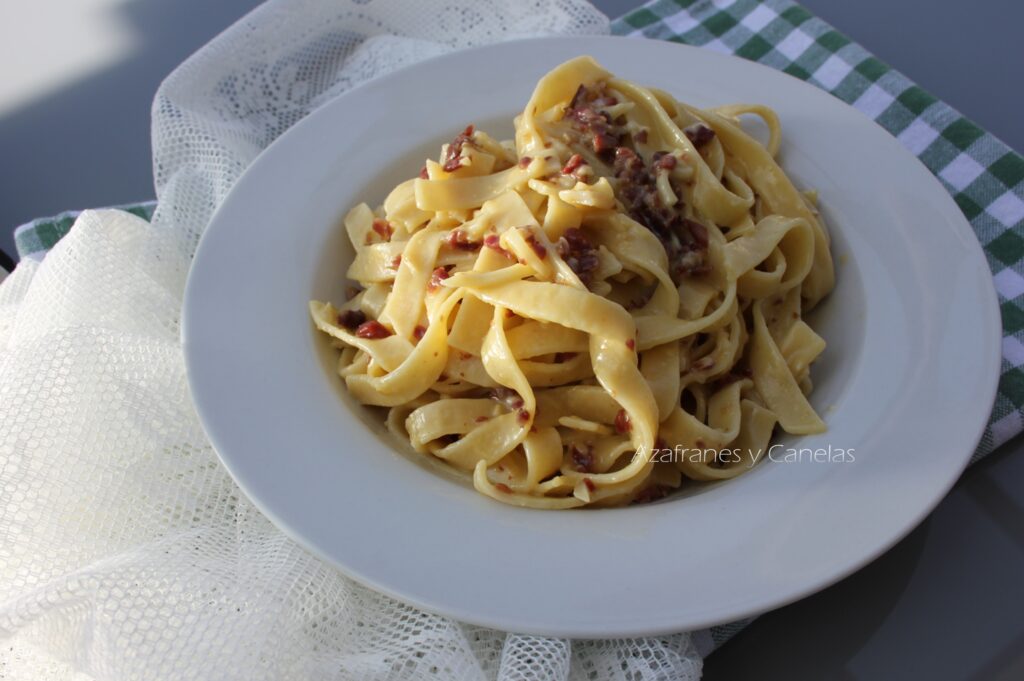 carbonara con jamón