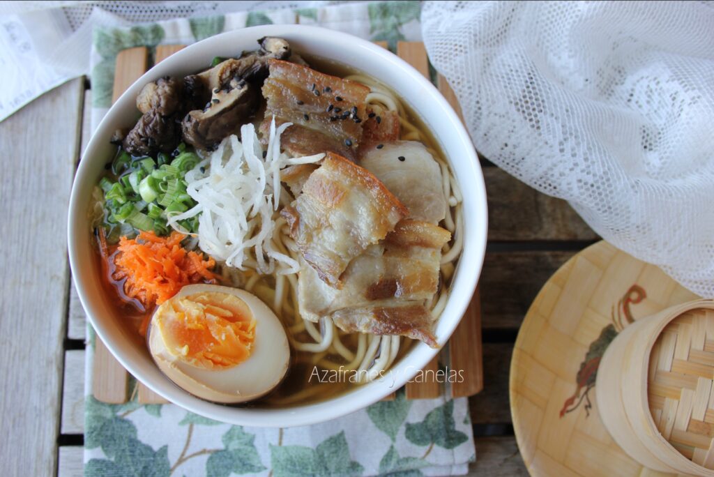 ramen de cerdo