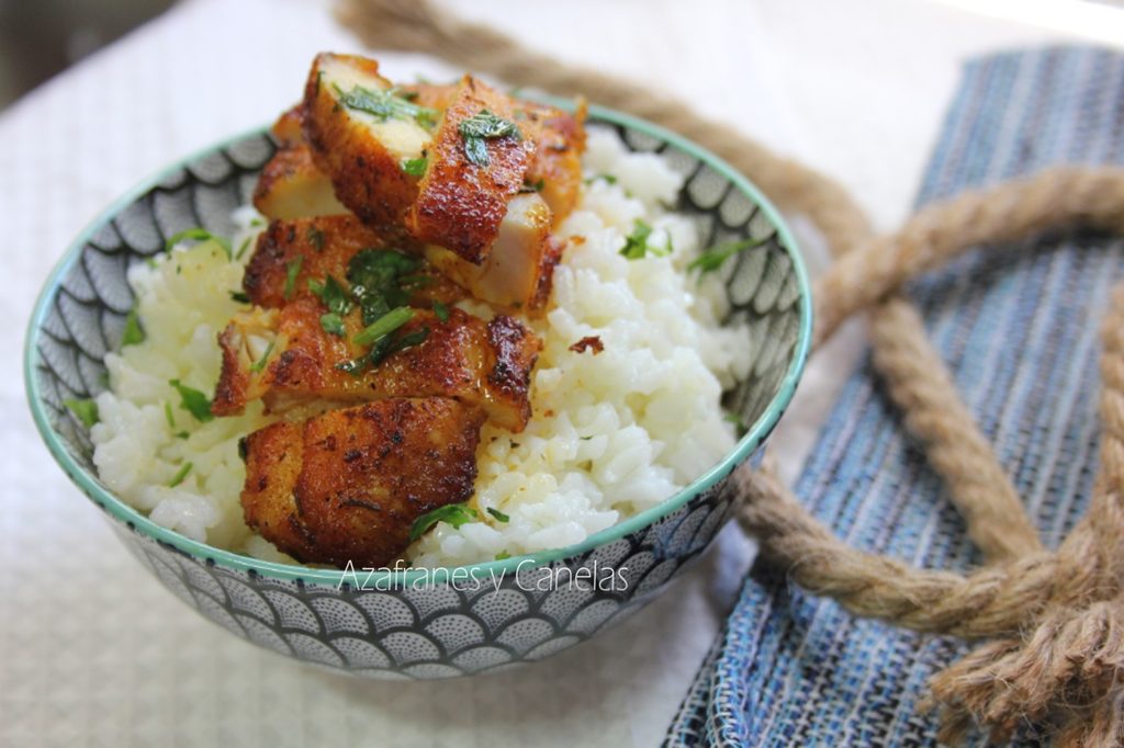 bowl de pollo y arroz
